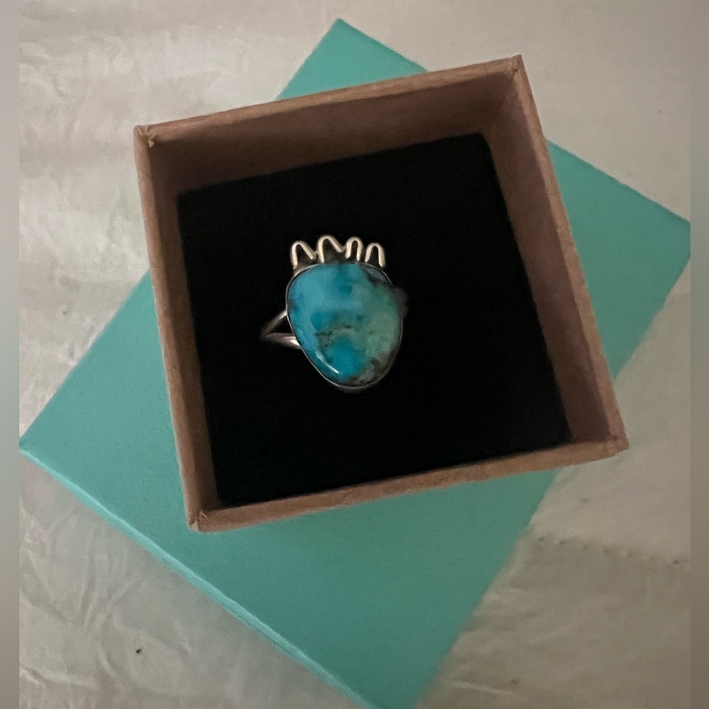 Sale***Vintage Bear Claw Sterling Silver Turquoise Ring